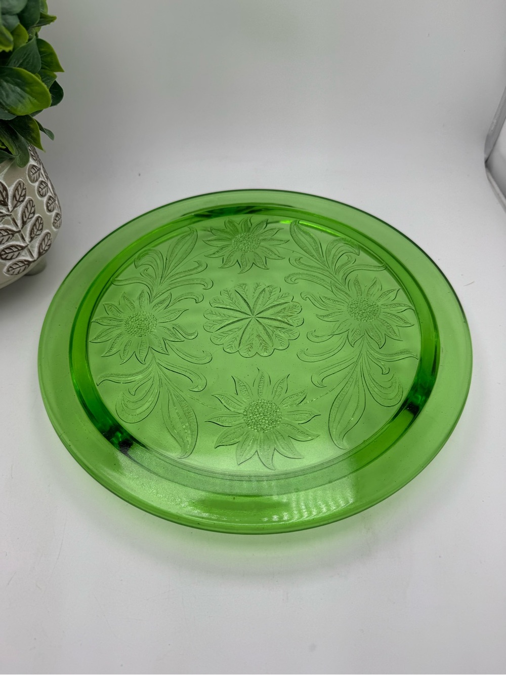 Jeanette Glass Co. - Green Uranium Glass Sunflower, 10" Cake Plate